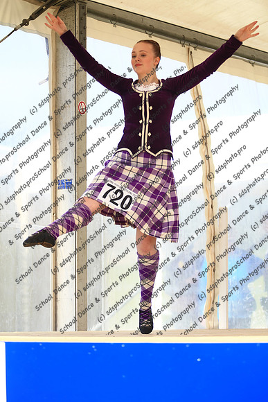 24055