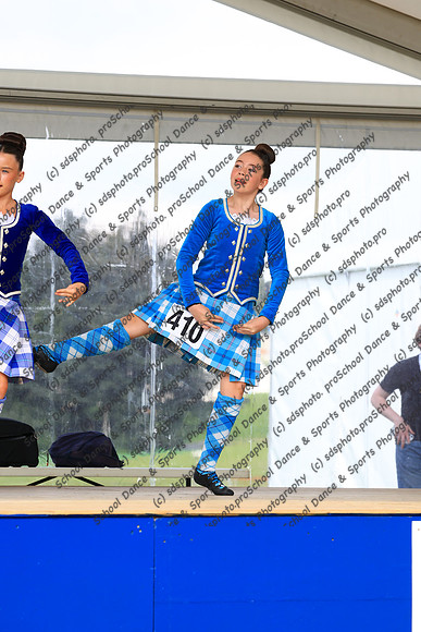 15742