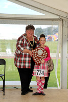 39018