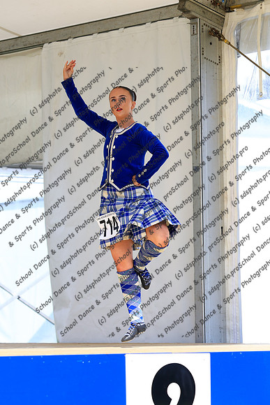 46124