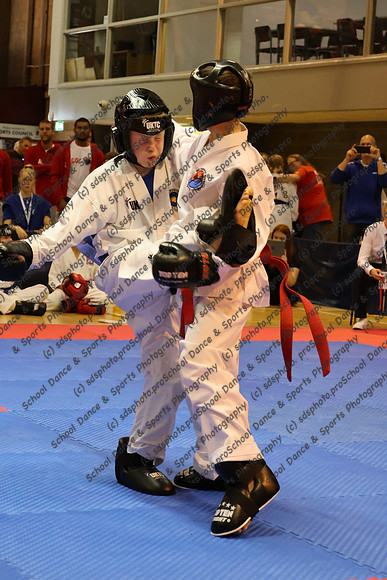 24758
