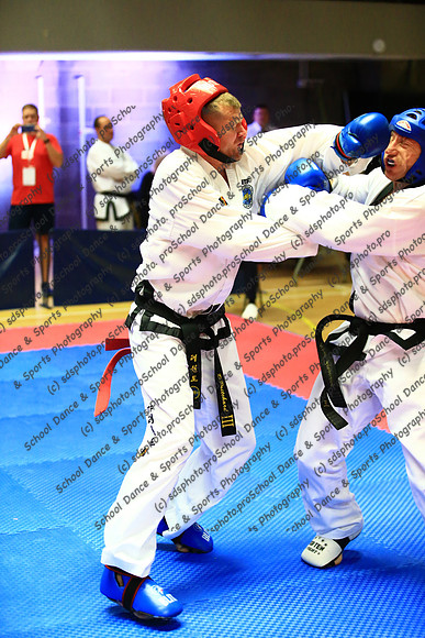 13559