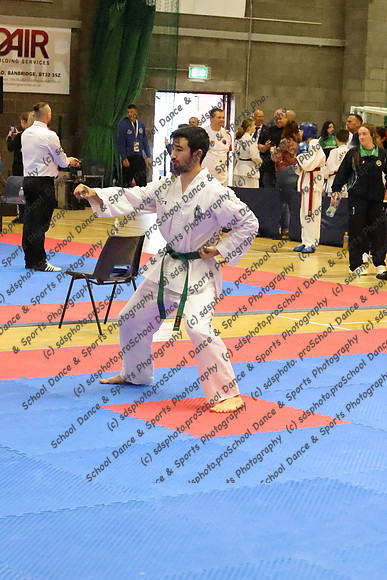 22018