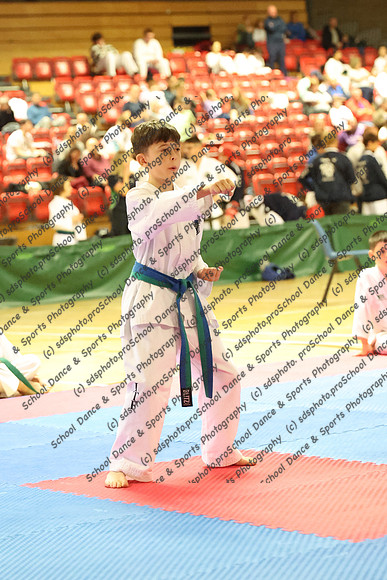 10617