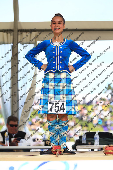 62137