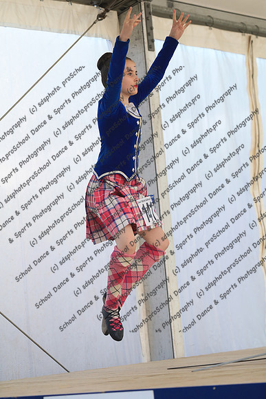 52028
