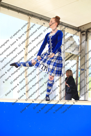 24032